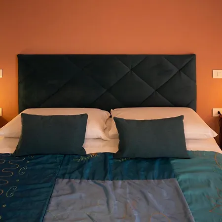 A Du Passi Dal Po Appartement *